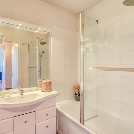 Cappella * אז'אקסיו